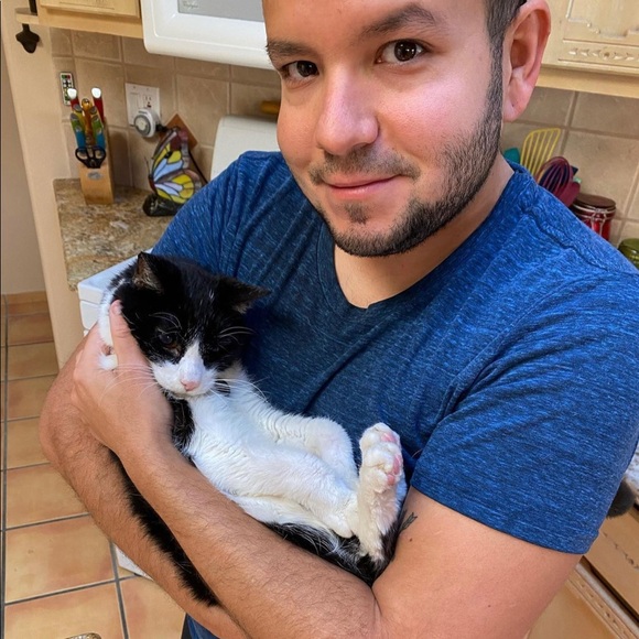 Meet your Posher, Thomas - Picture 1 of 1